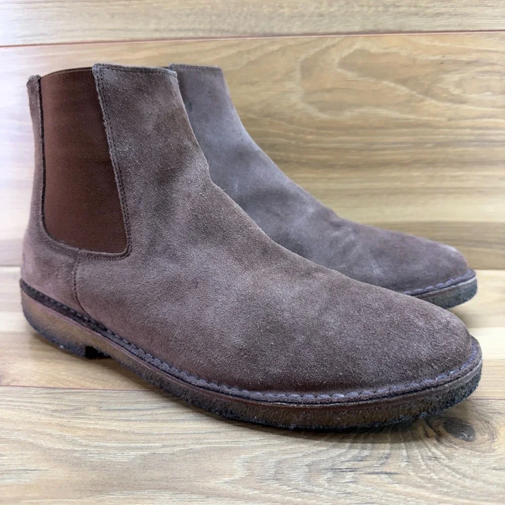 Barney's New York Suede Chelsea Boots Mens 10 M Crepe Gum Sole Desert FLAWED